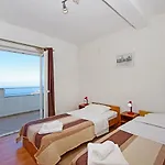 Solis Makarska