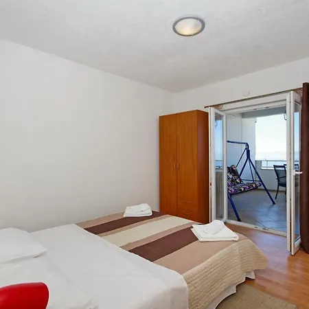 Solis Apartment *